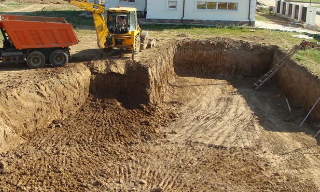 Рытье котлованов под фундамент в Нововоронеже – цена от 2576 руб. за м3 | 2Землекопа-Нвв