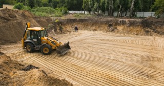 Разработка котлована Нововоронеж, цена от 310 руб./м3.